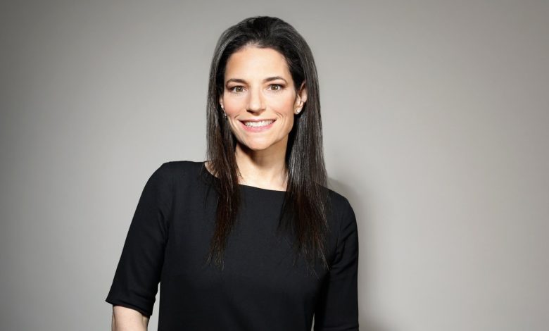 Paramount Comms Executive Liza Burnett Fefferman Stepping Down