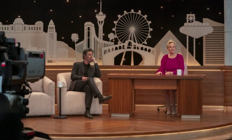 ‘Hacks’ Production Designer Rob Tokarz On Bringing A Touch Of “Weirdness” To The Late Night Set & Hi...
