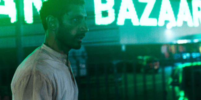 ‘Hamlet’ Review: Riz Ahmed Does His Best to Convince Us We Needed Another Adaptation of Shakespeare’...