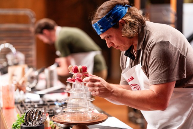 ‘MasterChef’ recap: Which Dynamic Duo crumbles under the pressure in ‘Macaron Mayhem’?