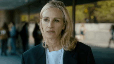 After harsh festival reviews, is Julia Roberts still in the Oscar hunt?