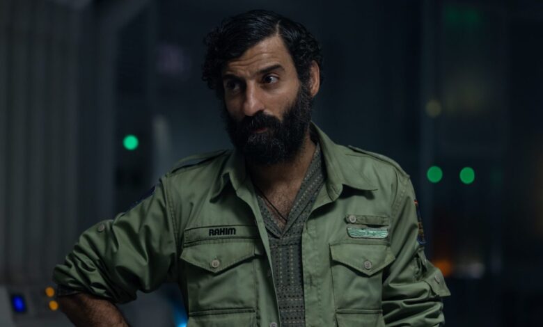 ‘Alien: Earth’ Creator on That Wild Stand-Alone  Movie Episode and Elon Musk-Inspired Twist