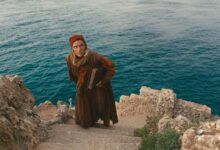 ‘In The Hand Of Dante’ Review: Oscar Isaac & Gal Gadot x 2 In Julian Schnabel’s Ambitious Art Epic –...
