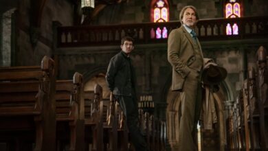 ‘Wake Up Dead Man: A Knives Out Mystery’ Review: Rian Johnson’s Third Whodunit With Daniel Craig Is ...